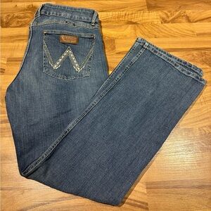 Wrangler Boot Cut Jean Size 17x32